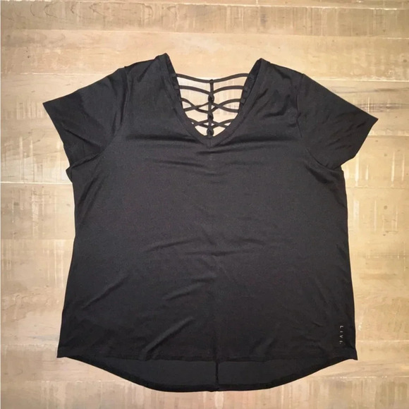 LANE BRYANT LIVI V-Neck Recycled Soft Macrame-Back Tee 18/20 - Picture 9 of 16